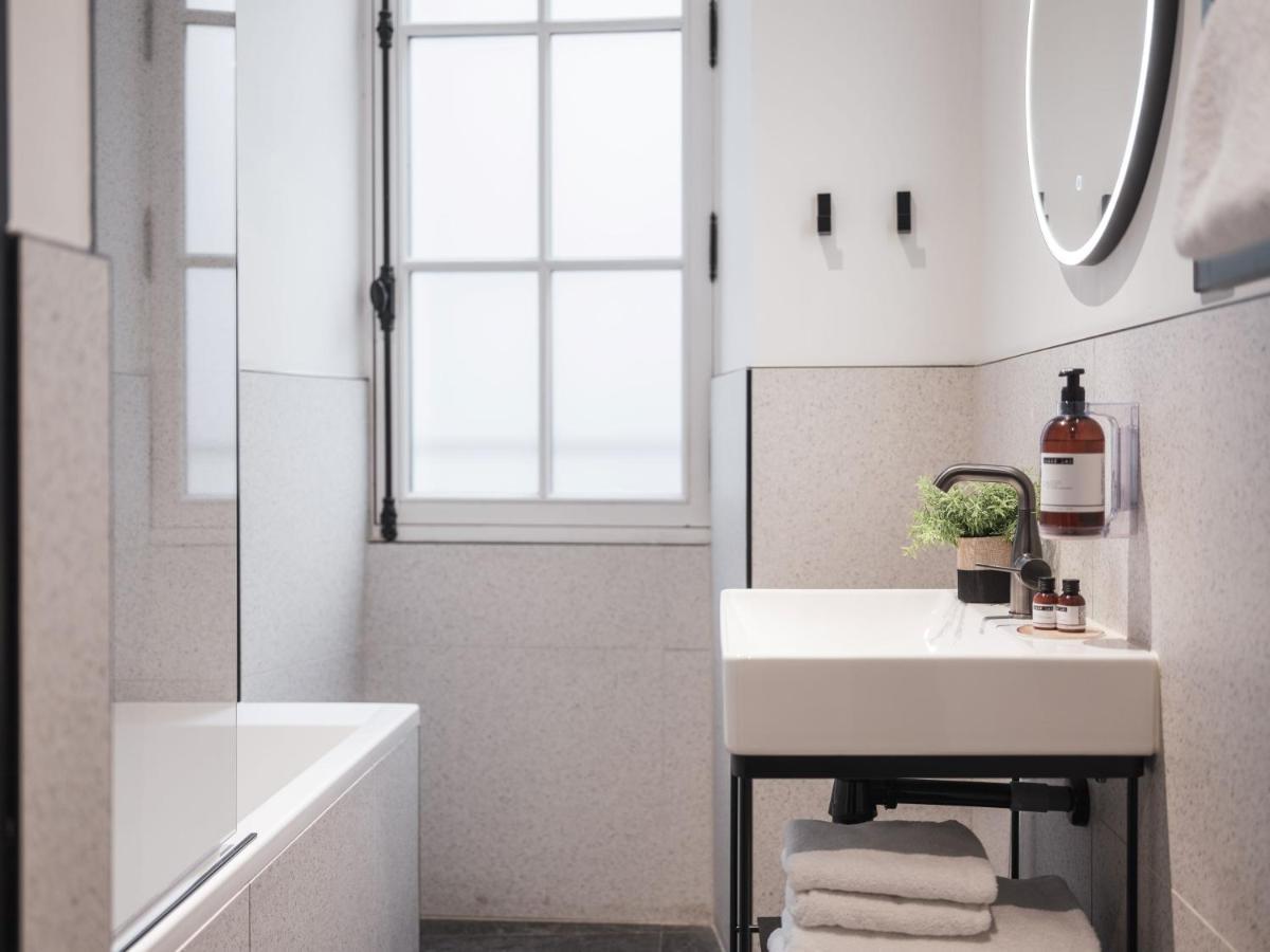 Appartements Crebillon - Maisons Du Monde Hotel & Suites Nantes Ngoại thất bức ảnh